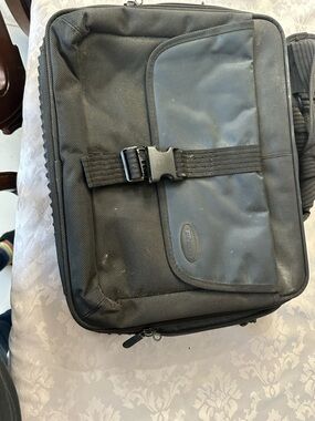 Targus Black Men's Laptop Briefcase with Front Buckle